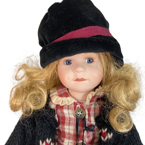 THE BOYDS COLLECTION YESTERDAY'S CHILD BRITTANY CHILD, #4528 - Picture 2 of 7